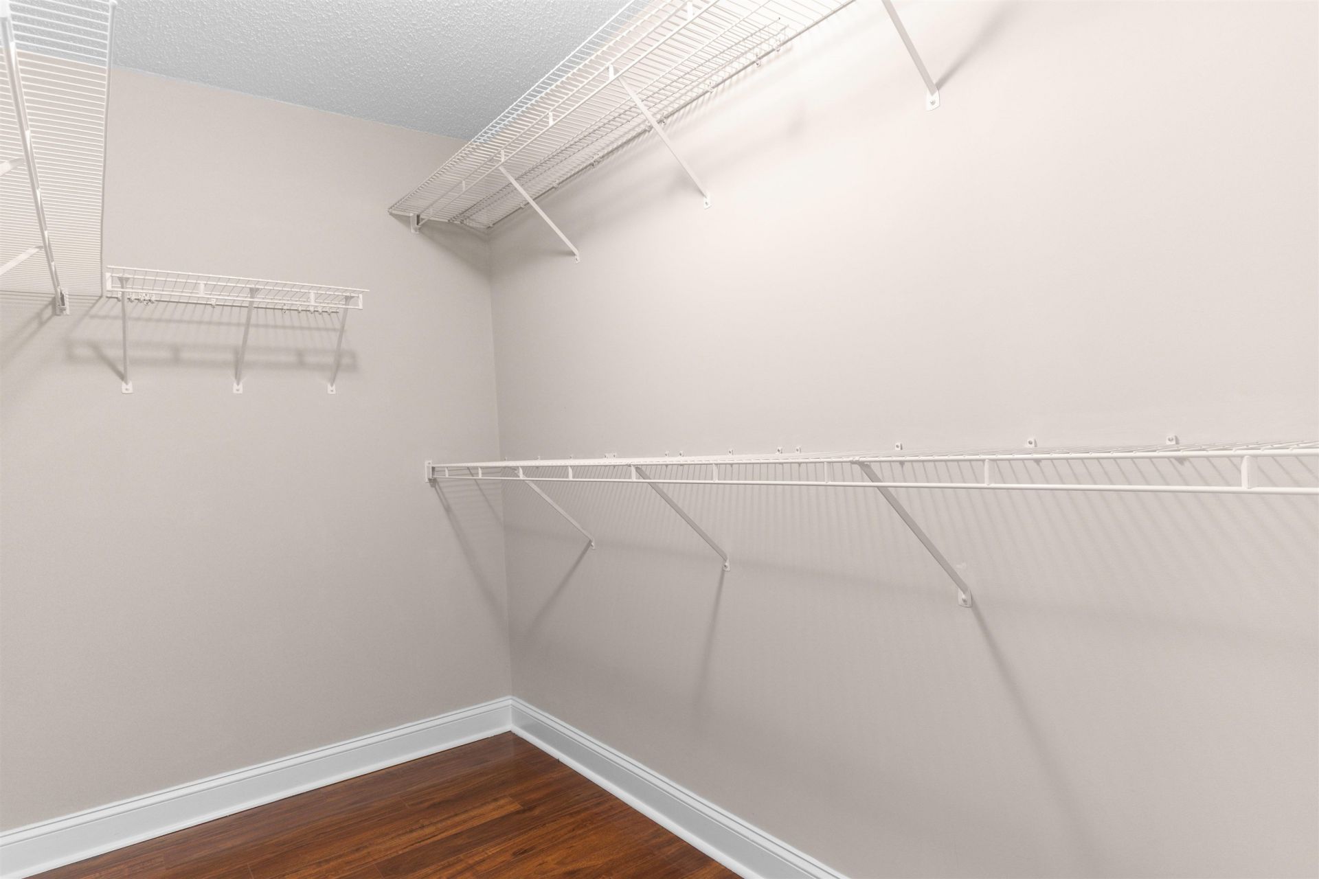 220 Candlewood Dr. Photo 18