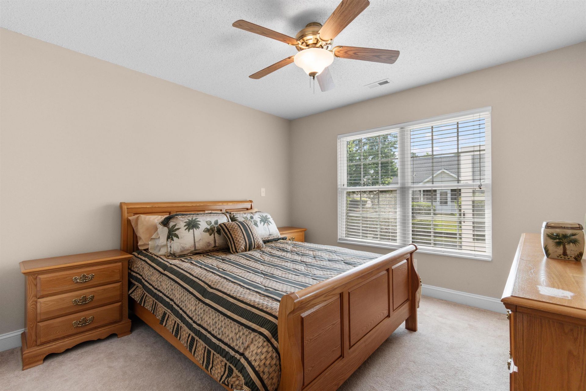 220 Candlewood Dr. Photo 21