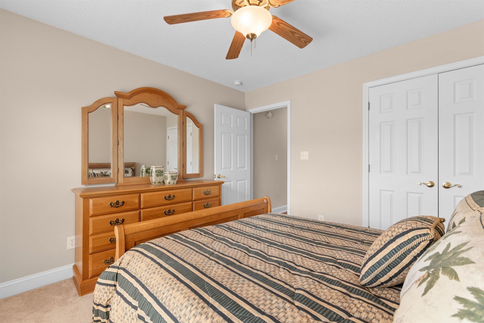 220 Candlewood Dr. Photo 22