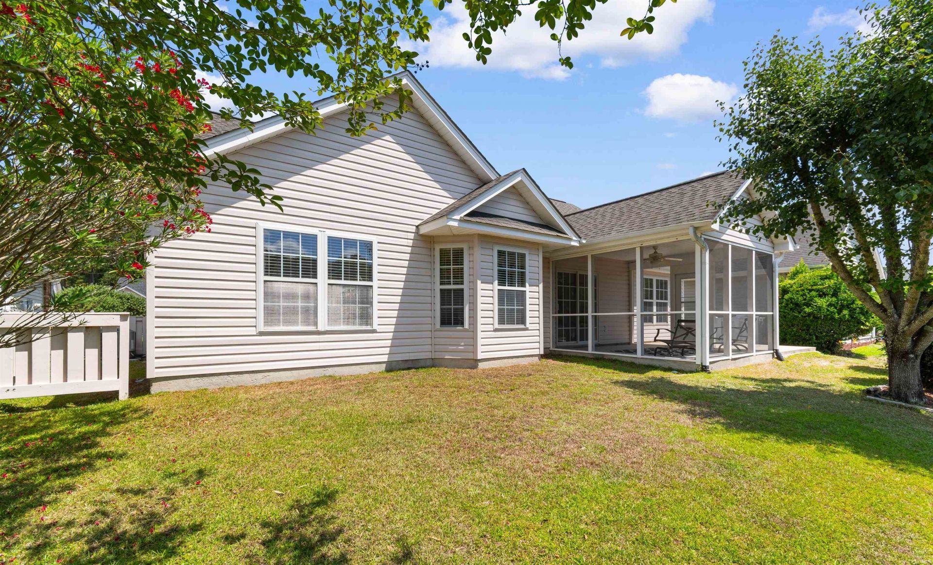 220 Candlewood Dr. Photo 31