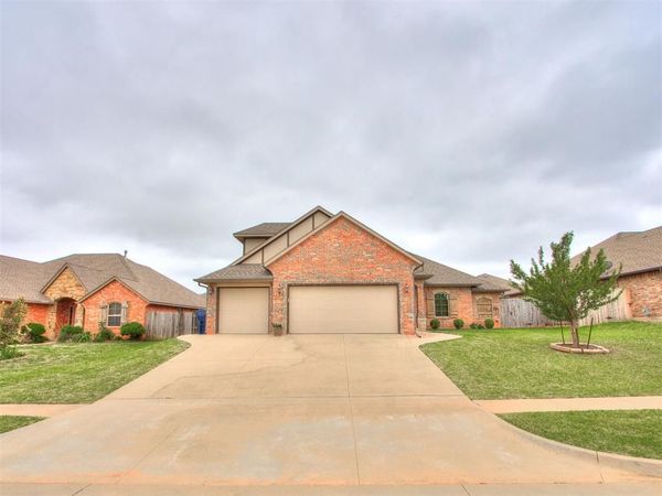11220 NW 8th Street, Yukon, OK 73099