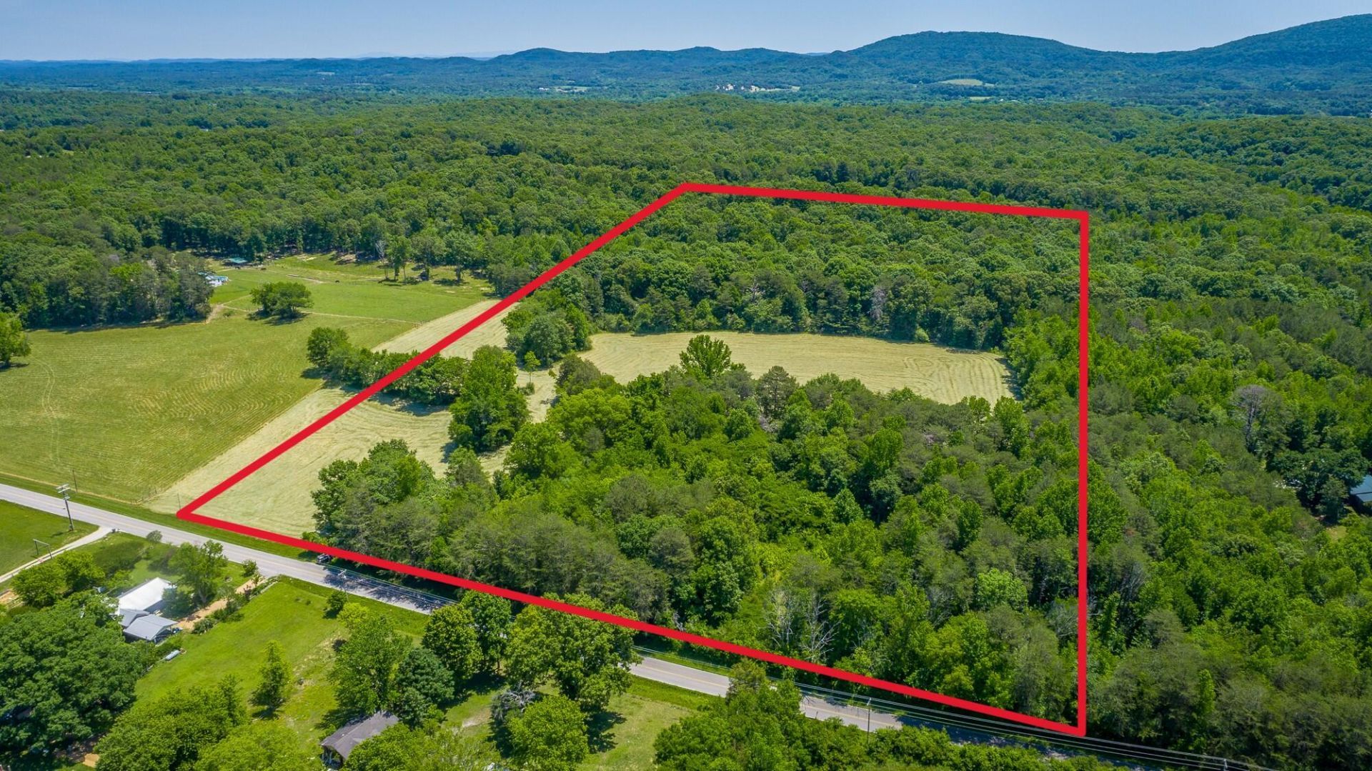 1655 W Cove Road, Chickamauga, GA 30707 Main Photo