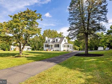 11410 WAPLES ROAD, OAKTON, VA 22124