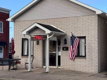219 MAIN STREET, WATSONTOWN, PA 17777