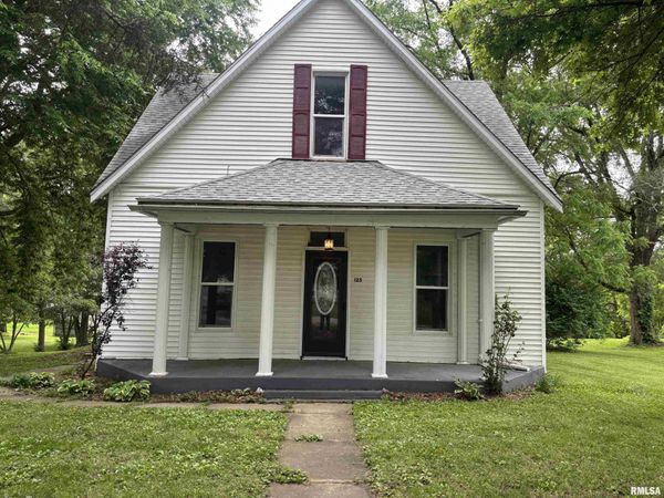 125 2ND Street, Pawnee, IL 62558