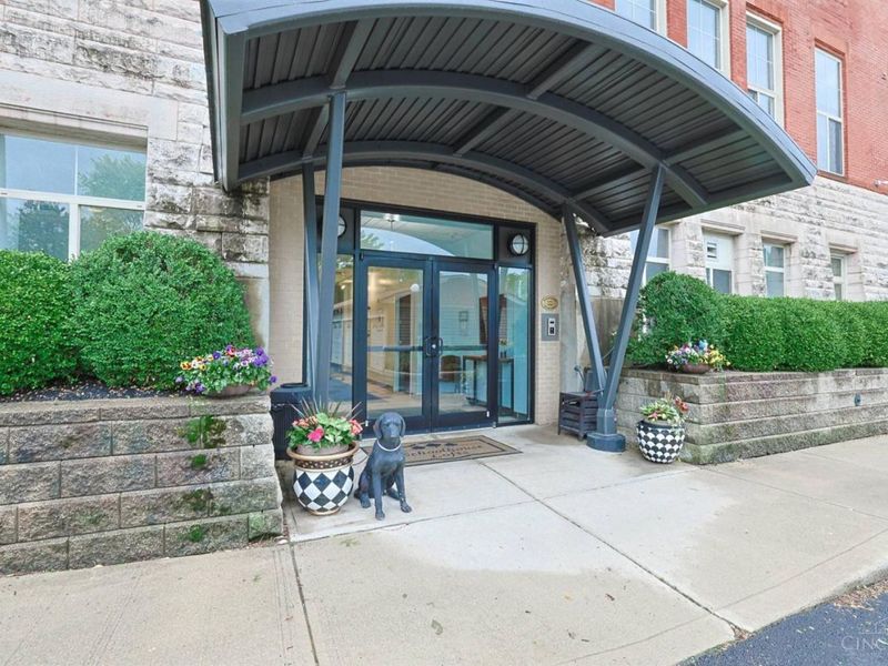 2700 Ashland Avenue, Cincinnati, OH 45206 Photo 3