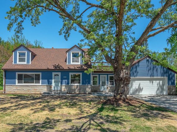 7920 W Puetz ROAD, Franklin, WI 53132