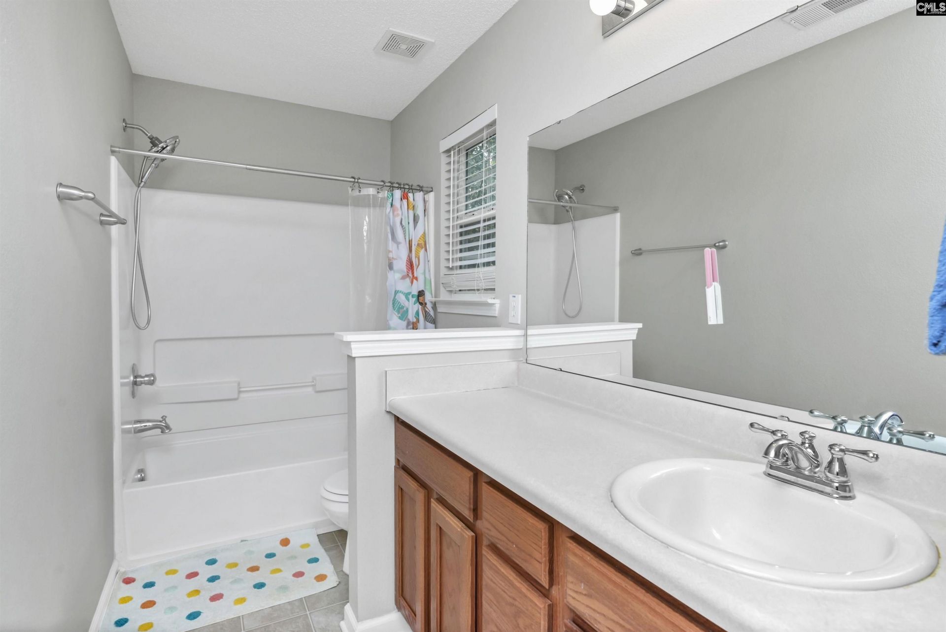 86 Crossfox Court  Photo 20