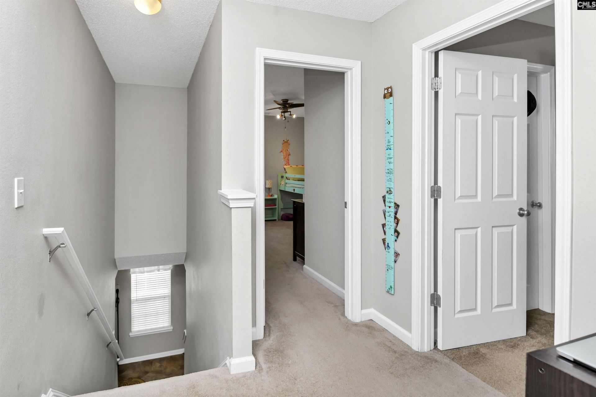 86 Crossfox Court  Photo 23