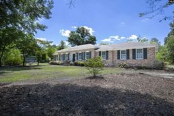 1301 Sand Oak Drive photo 4