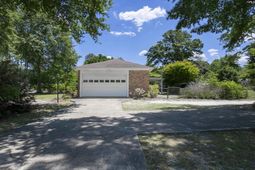 1301 Sand Oak Drive photo 4