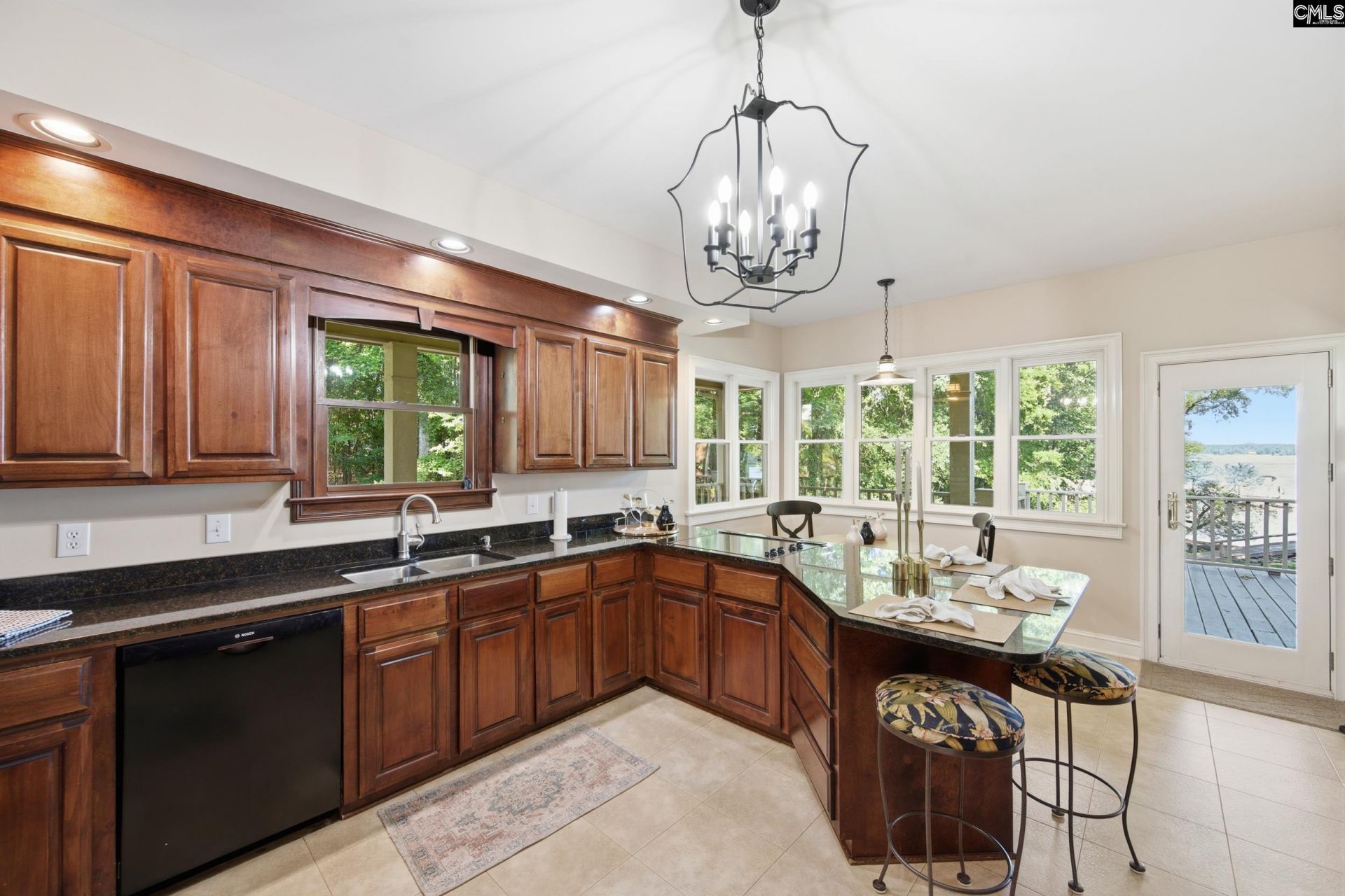 171 Middleton Place Photo 17
