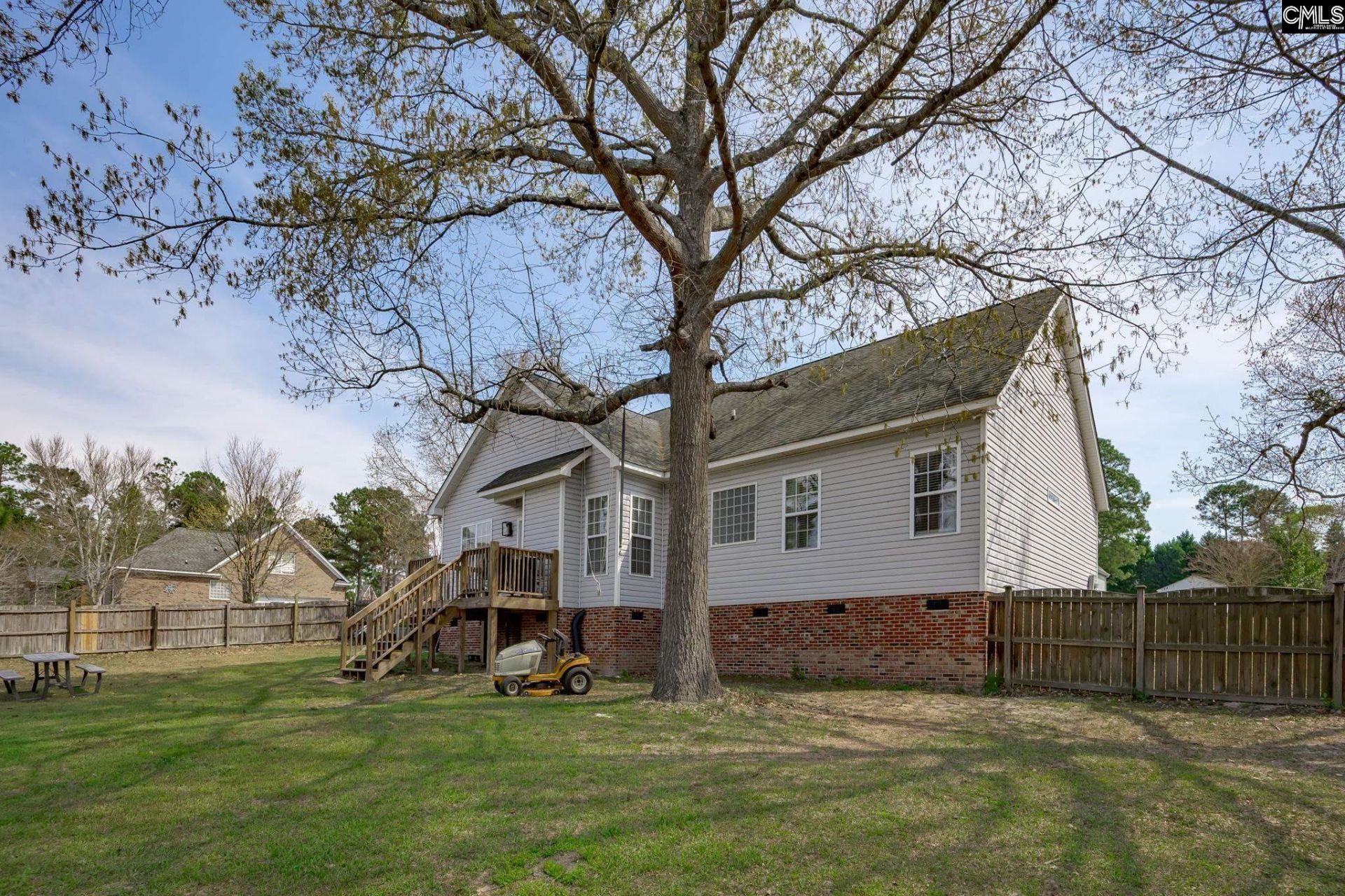243 Haigs Creek  Photo 52