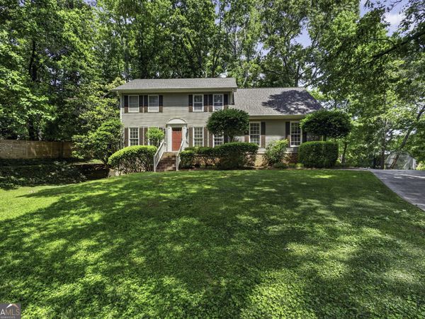 5794 Vantage Court, Stone Mountain, GA 30087