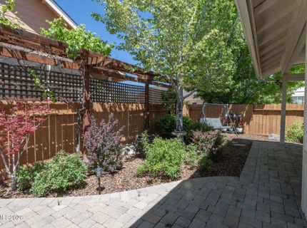 3946 Southpointe Drive, Carson City, NV 89701 Photo