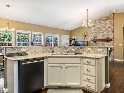 3946 Southpointe Drive, Carson City, NV 89701 Photo