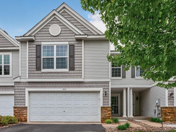 5135 Farnham Drive N, Hugo, MN 55038