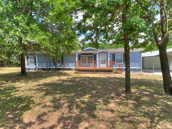 9688 Forest Hills Drive, Harrah, OK 73045