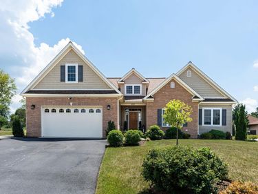 632 LEGRANDE AVE, WAYNESBORO, VA 22980