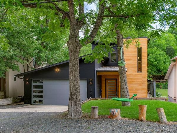 8926 Groveland Drive , Dallas, TX 75218