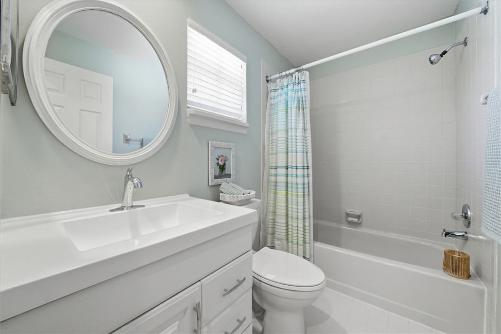1275 Winding Oaks Circle E, Unit 705, Vero Beach, FL 32963 Photo