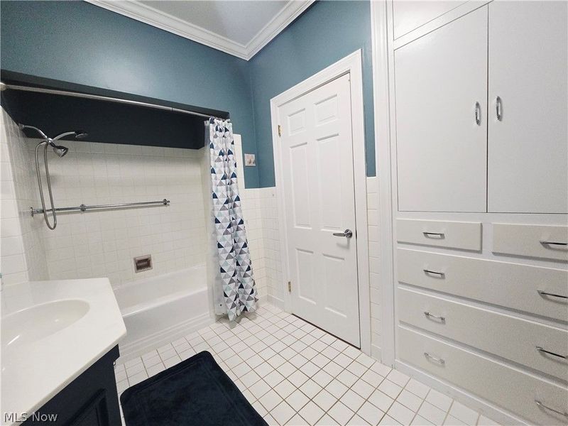 885 Sheridan Road, Coshocton, OH 43812 Photo 9