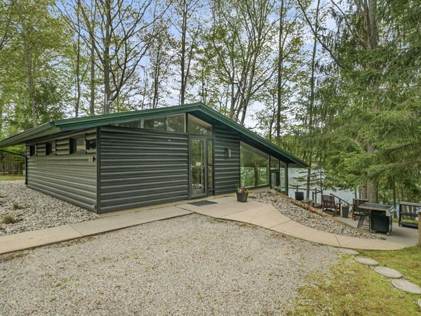 306 Highview Road, Traverse City, MI 49696