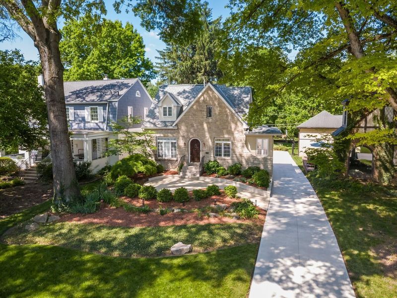 3719 Olentangy Boulevard, Columbus, OH 43214 Photo 3