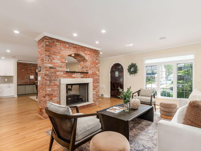 3719 Olentangy Boulevard, Columbus, OH 43214 Photo 6