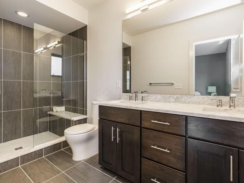 109 Aston Row Lane, Columbus, OH 43201 Photo 18