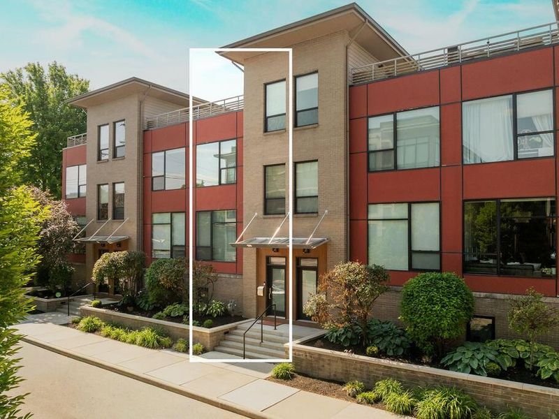 109 Aston Row Lane , Columbus, OH 43201 Photo 3