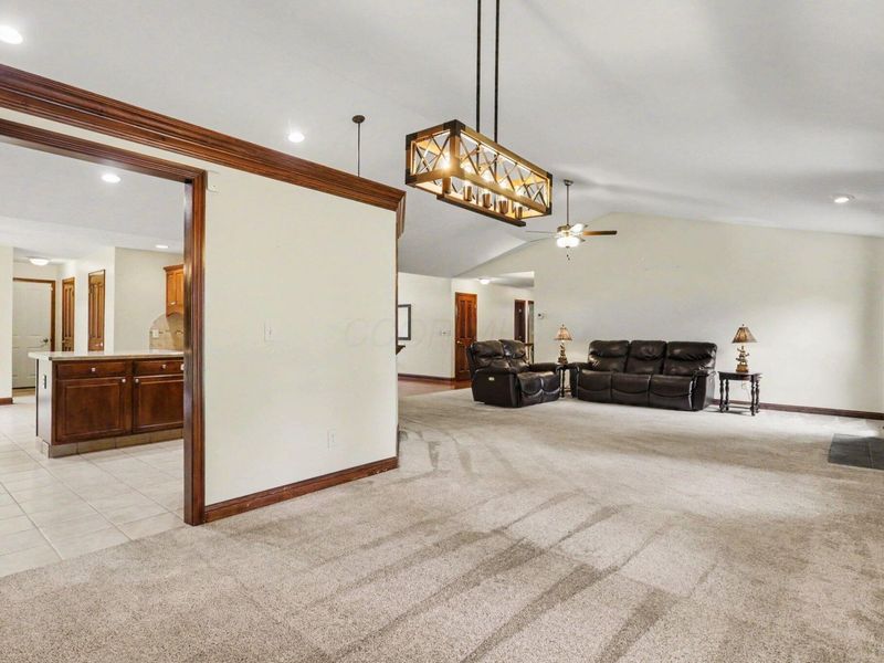 42 Millstone Circle, Pataskala, OH 43062 Photo 13