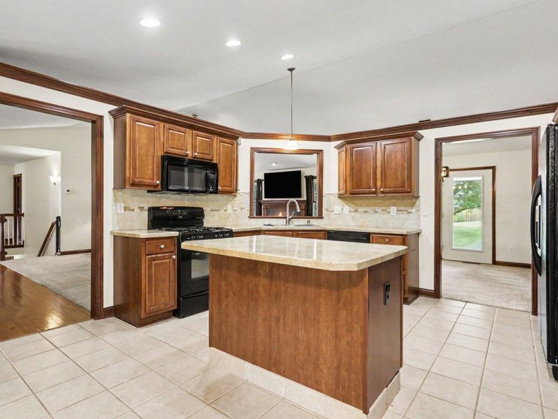 42 Millstone Circle, Pataskala, OH 43062 Photo 17
