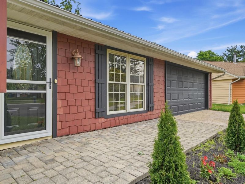 691 Juniper Lane, Columbus, OH 43230 Photo 4