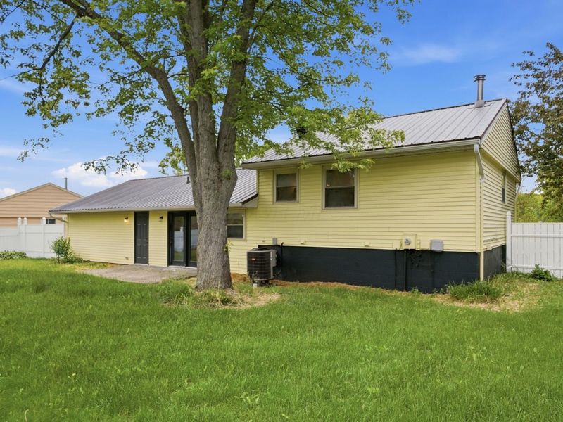 691 Juniper Lane, Columbus, OH 43230 Photo 56
