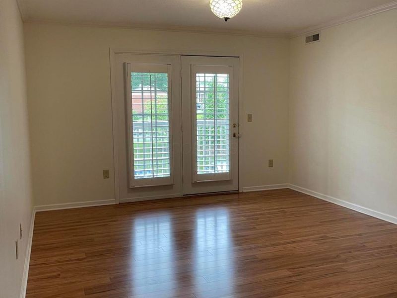 5935 N High Street , Unit 215, Worthington, OH 43085 Photo 5