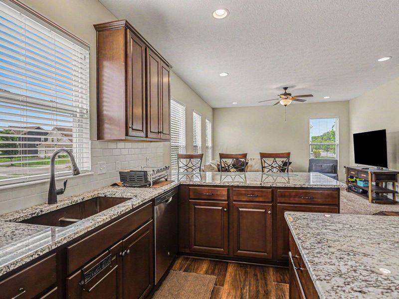 7158 Bradbury Drive, Sunbury, OH 43074 Photo 10