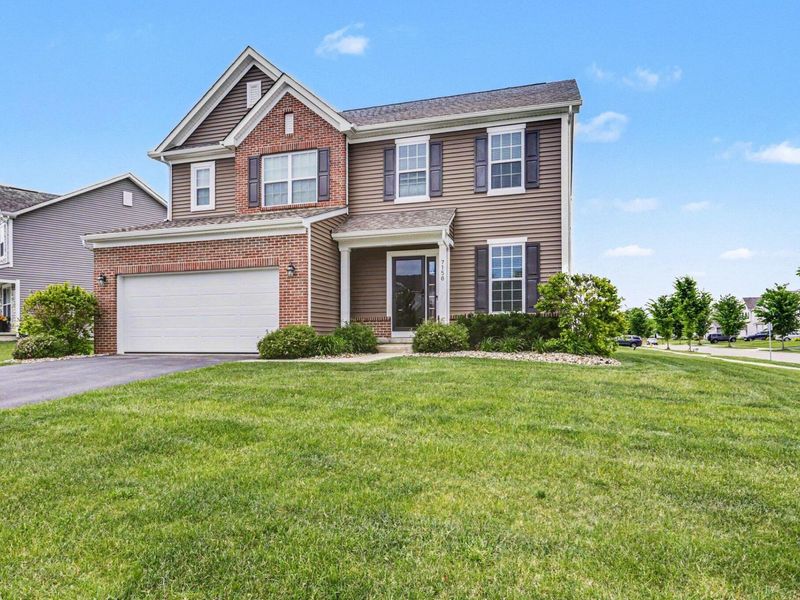 7158 Bradbury Drive, Sunbury, OH 43074 Photo 4