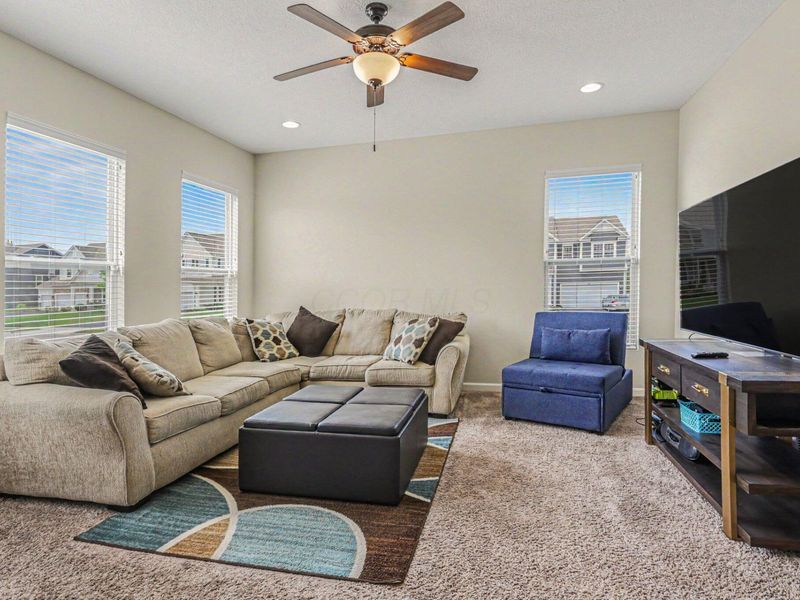 7158 Bradbury Drive, Sunbury, OH 43074 Photo 6