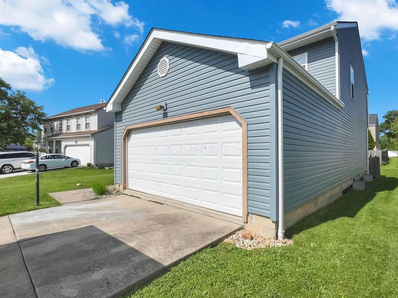 227 Calderdale Court , Blacklick, OH 43004 Photo 2