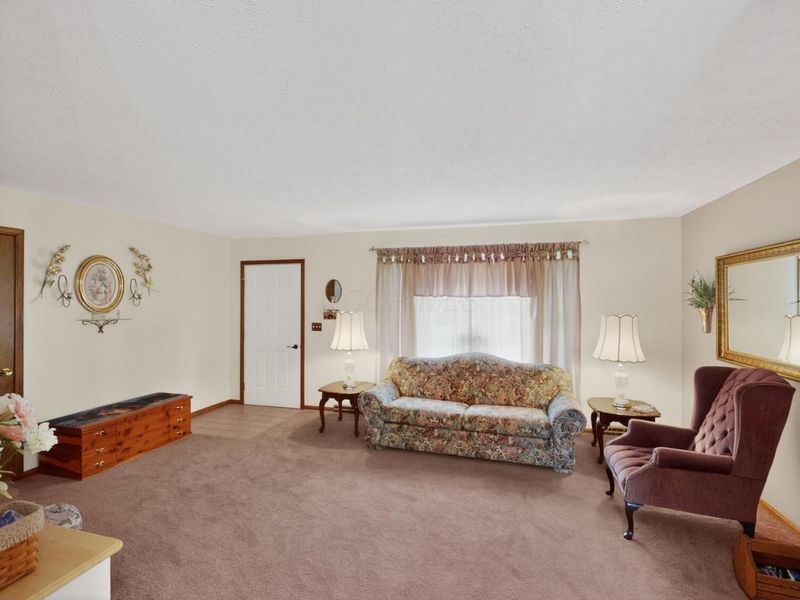 1245 N Stewart Road , Mansfield, OH 44903 Photo 5
