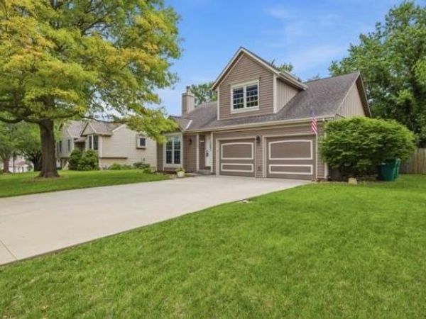 13109 Swartz Road, Bonner Springs, KS 66012