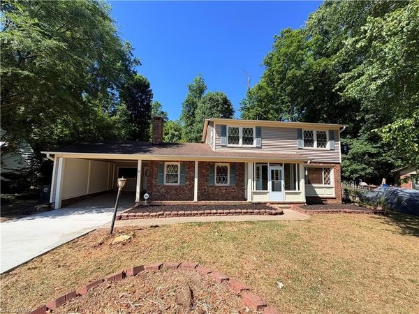 2607 Antoine Drive , Greensboro, NC 27407