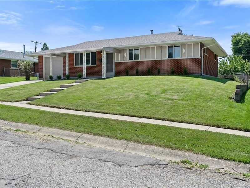 4866 Franlou Avenue, Dayton, OH 45432 Photo 2