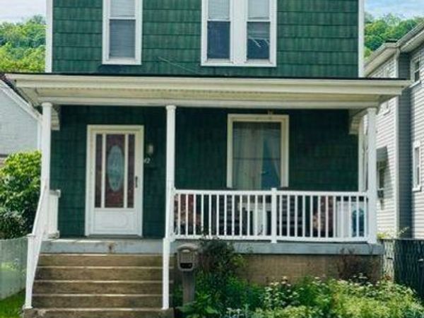 42 Lounez Avenue, Wheeling, WV 26003