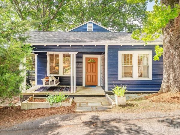 33 Green Oak Road, Asheville, NC 28804