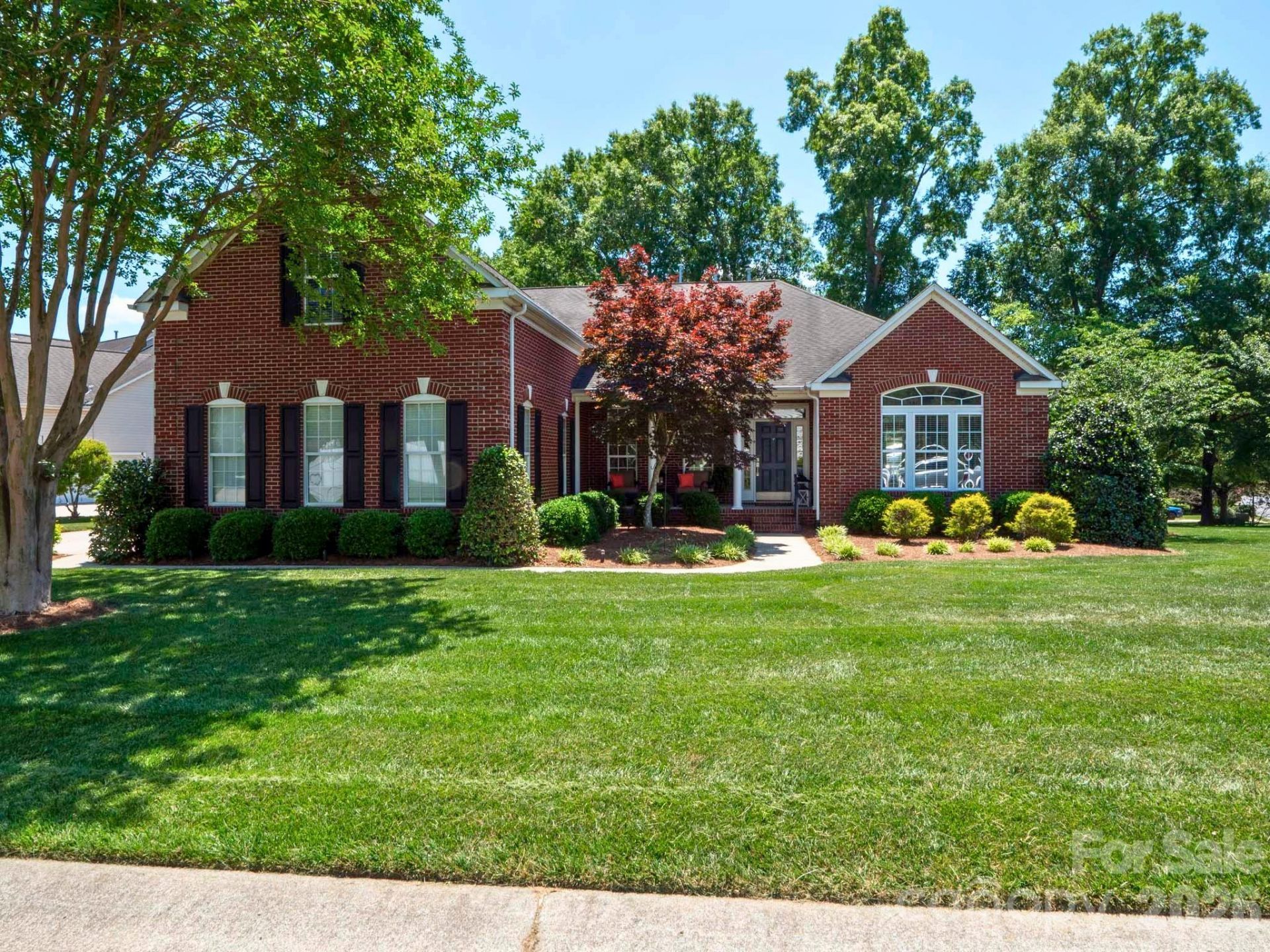 1000 Irish Moss Lane , Matthews, NC 28104 Main Photo