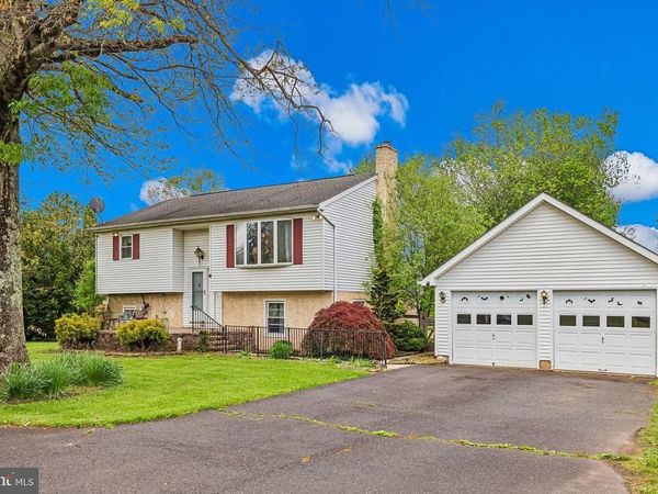 418 E PALETOWN ROAD , QUAKERTOWN, PA 18951