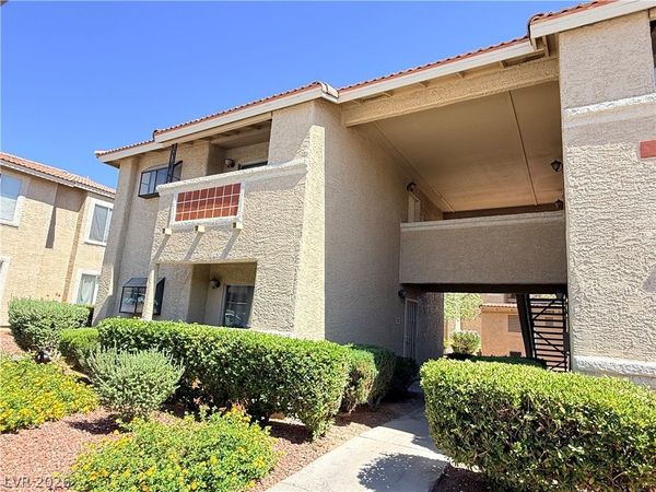7200 Pirates Cove Road , Unit 2033, Las Vegas, NV 89145