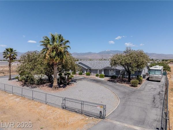 3751 S Mariposa Avenue, Pahrump, NV 89048